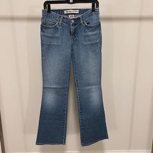 GAP Women's Jeans Ultra Low Rise Stretch Flare Size 6 Regular - Inseam 30.5"